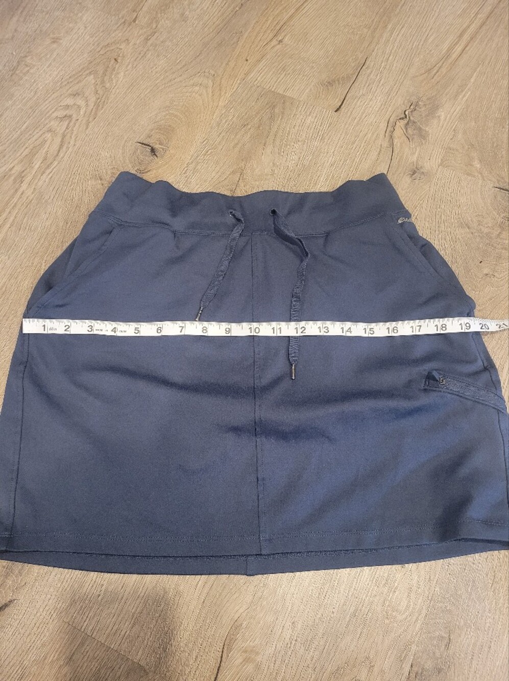 Eddie Bauer Navy Blue Active Performance Skort - Size Medium - Picture 6 of 7